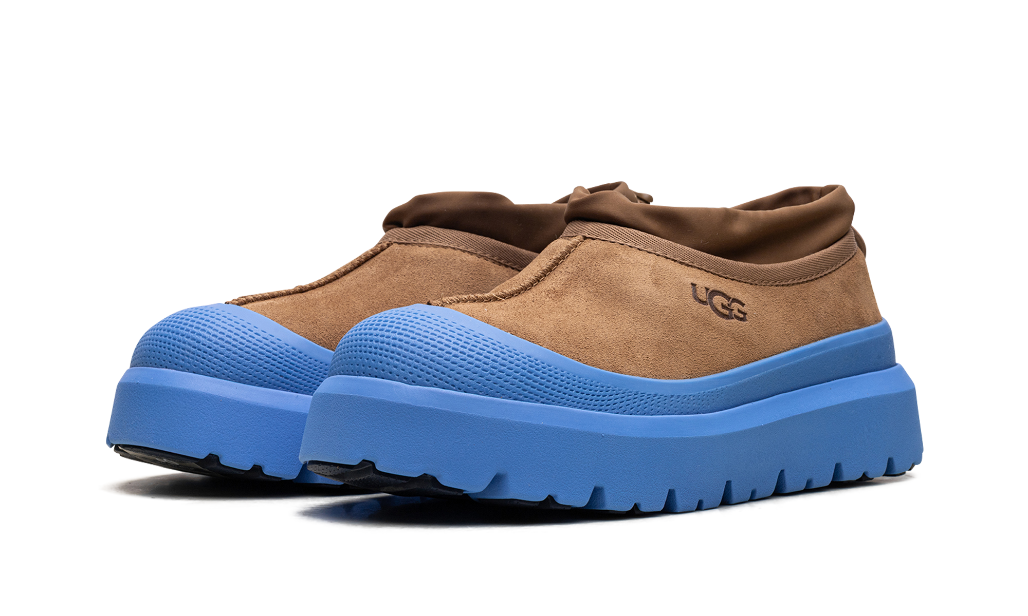 ugg tasman weather hybrid slipper chestnut big sky+1144096-CBG+diagnol left view
