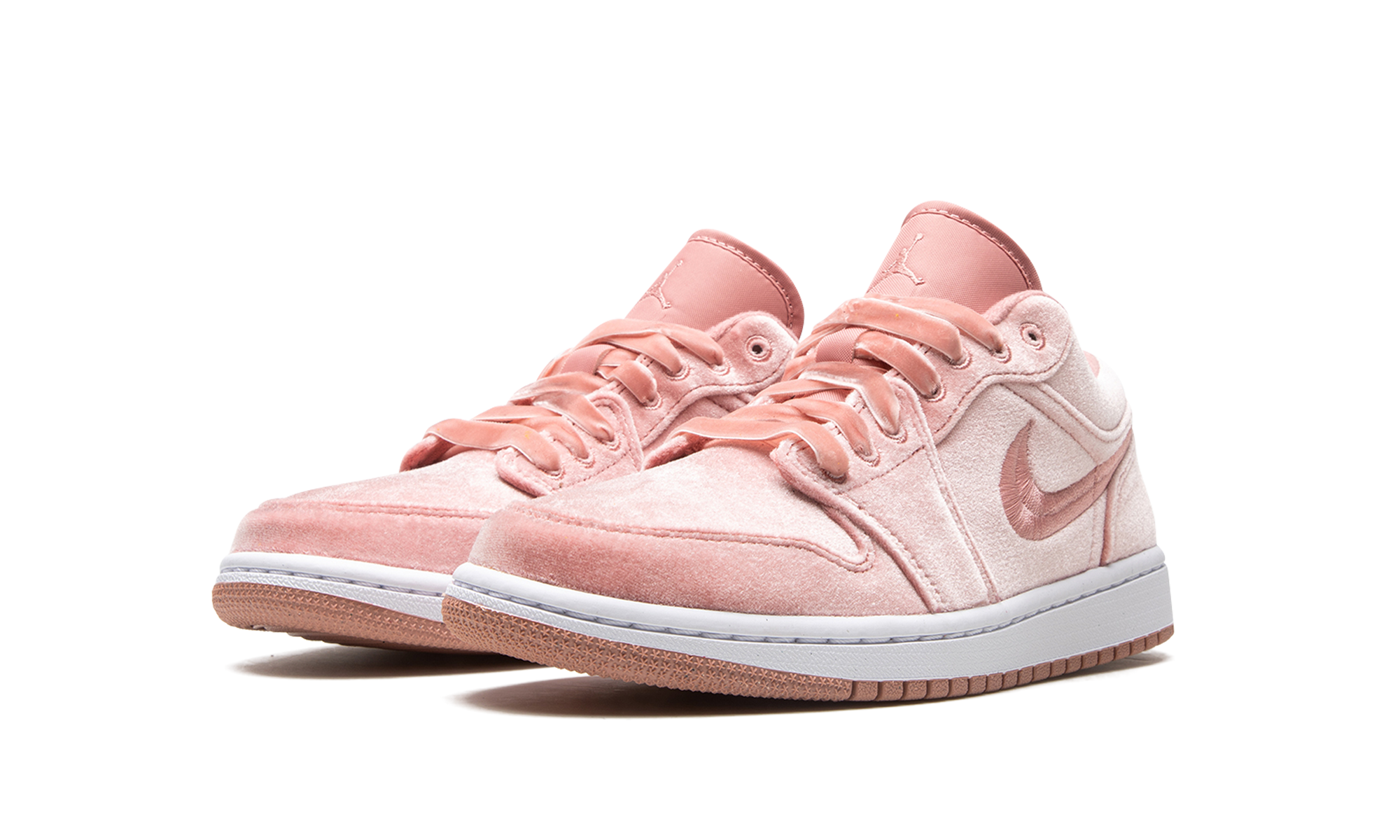 air jordan 1 low se pink velvet women s+DQ8396-600+diagnol left view