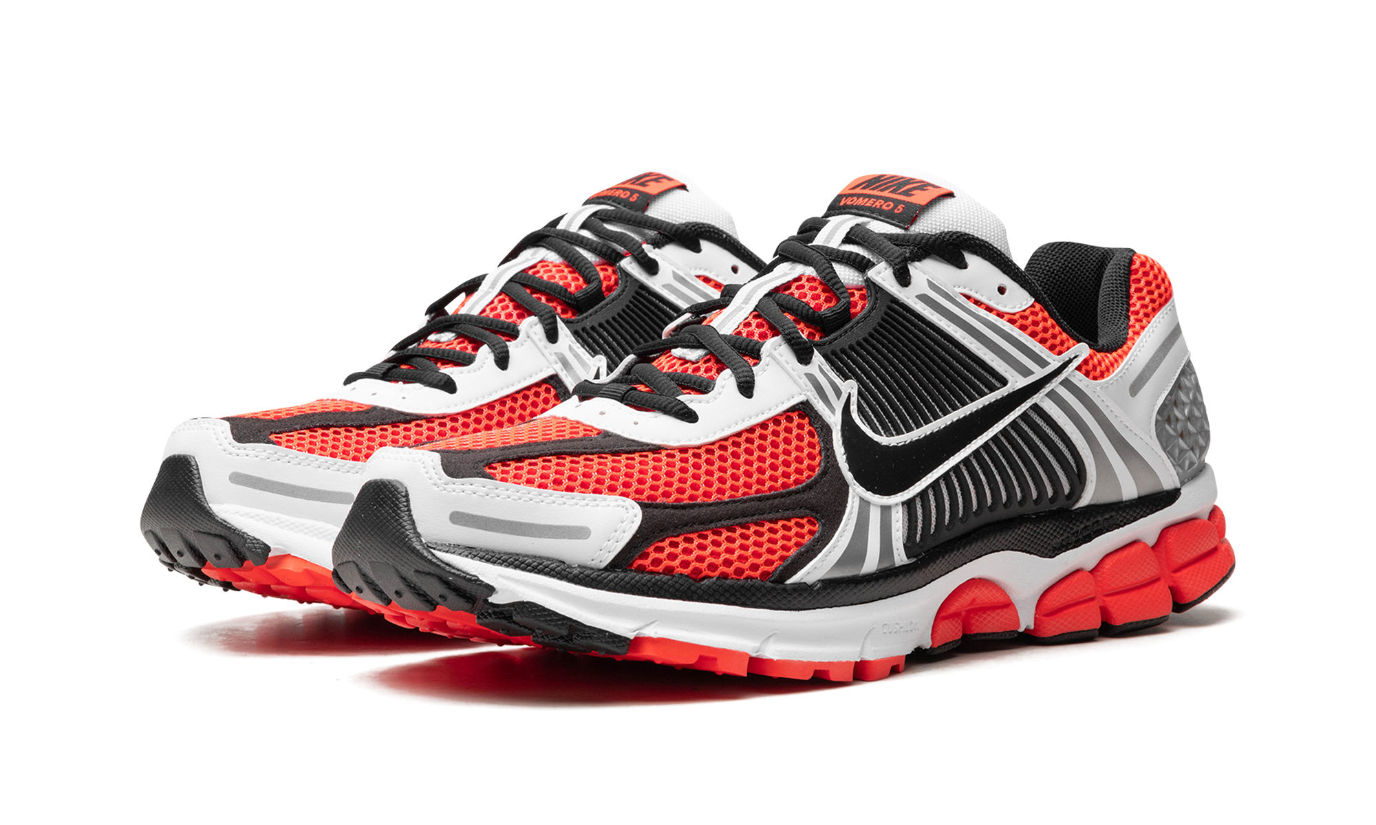 nike zoom vomero 5 bright crimson+CZ8667-600+diagnol left view
