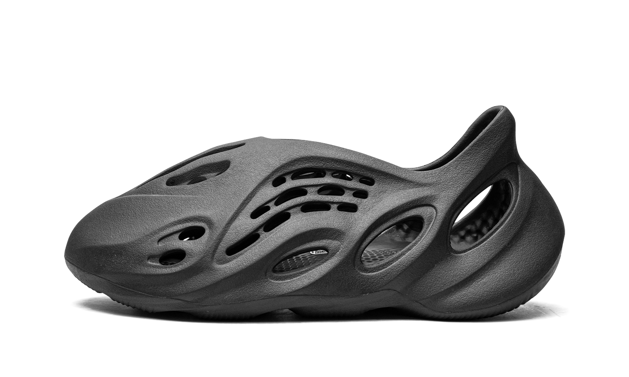 adidas yeezy foam rnr onyx+HP8739+diagnol right view 1