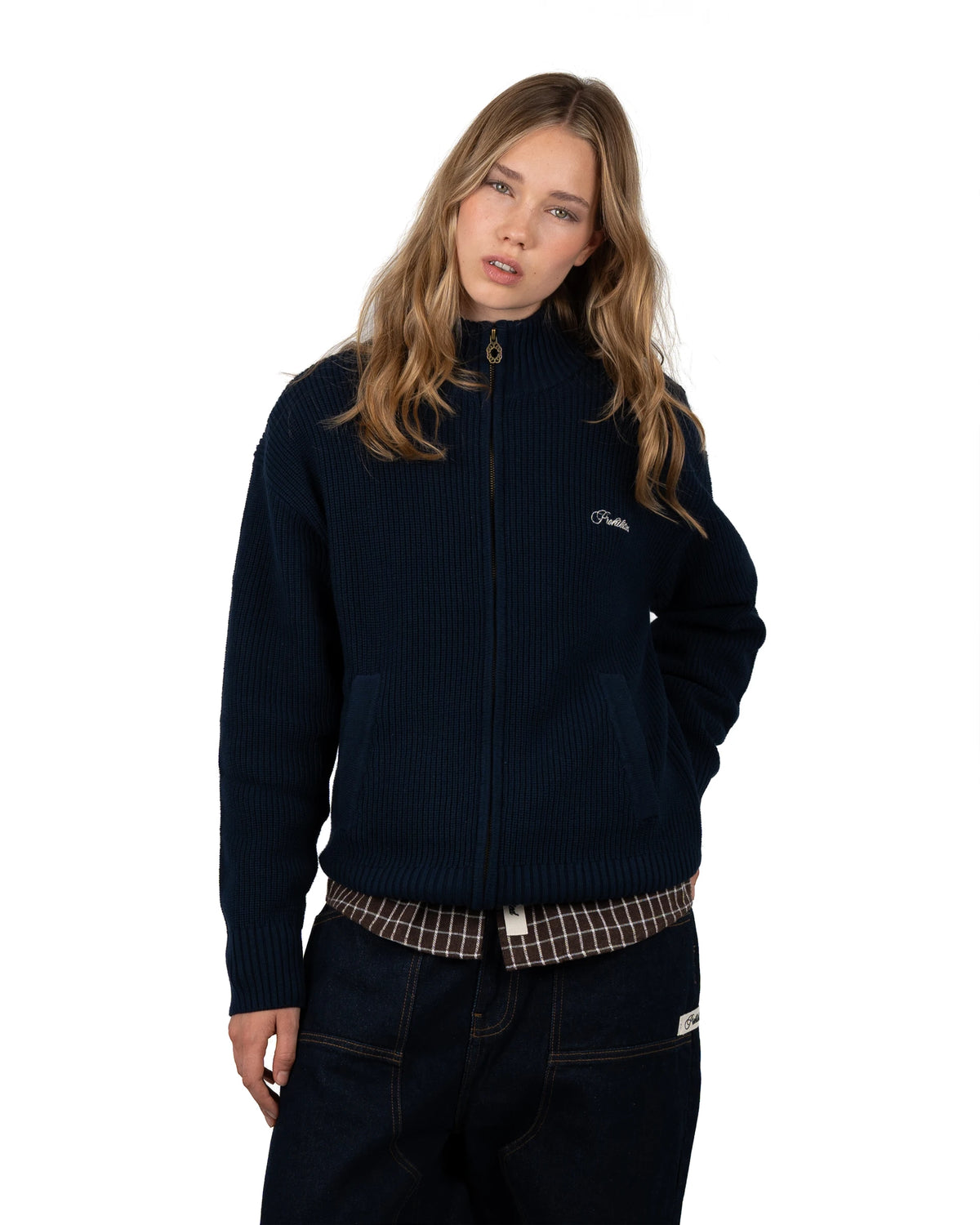 Prohibited Campus Knit Jacket Navy – gedragen door model