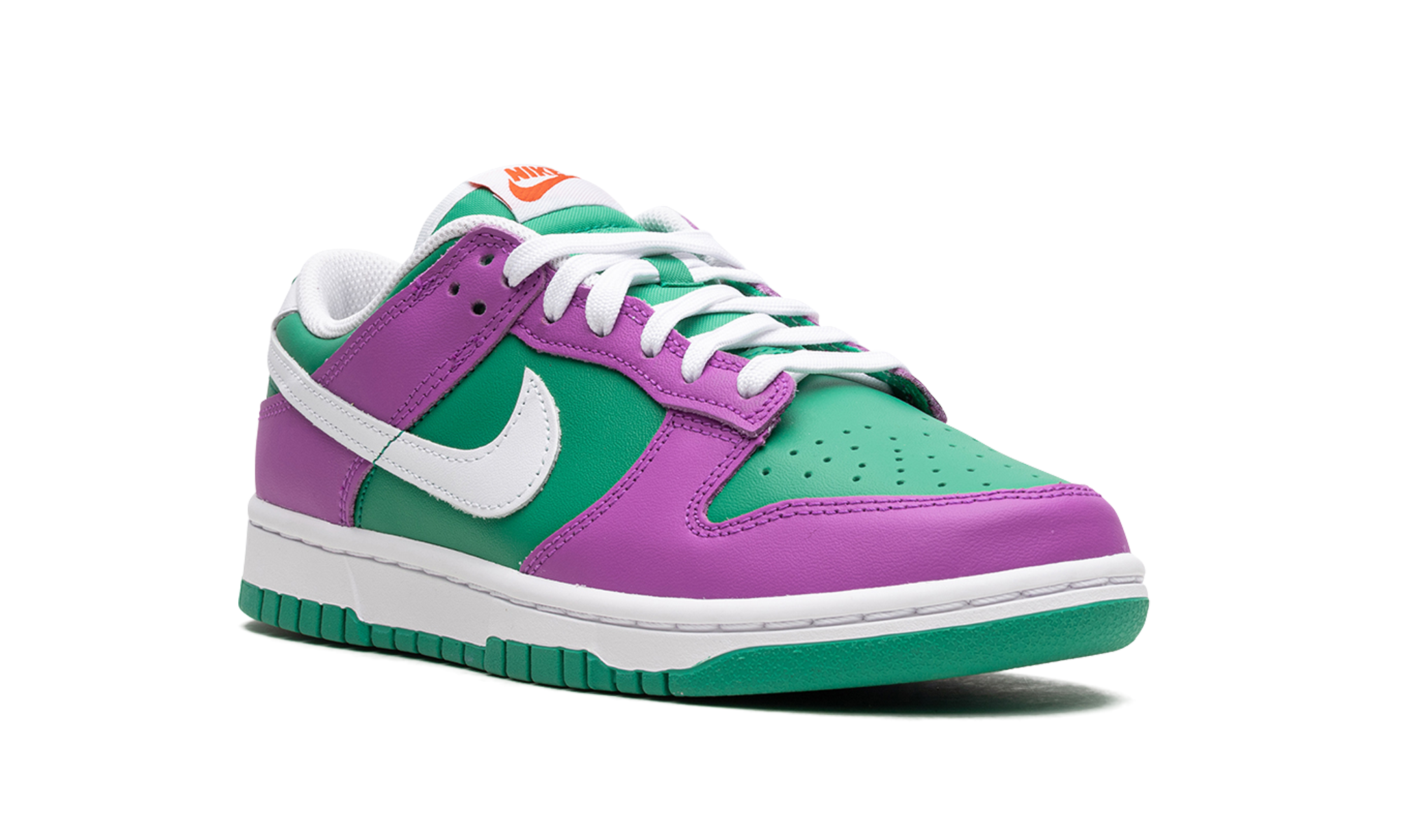 nike dunk low stadium green fuchsia women s+FD9924-311+diagnol right view
