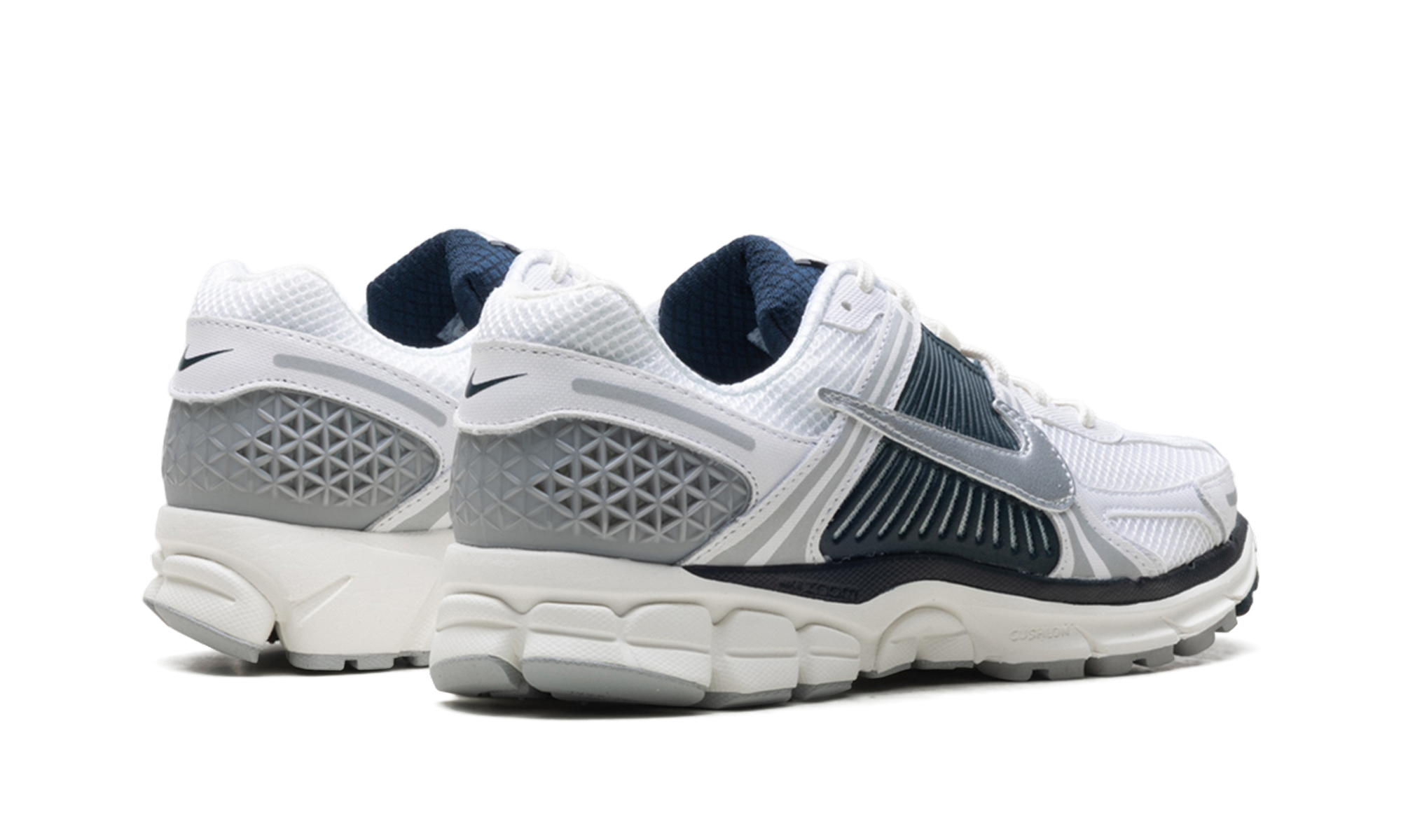 nike zoom vomero 5 white armory navy women s+HV2412-100+diagnol right behind view