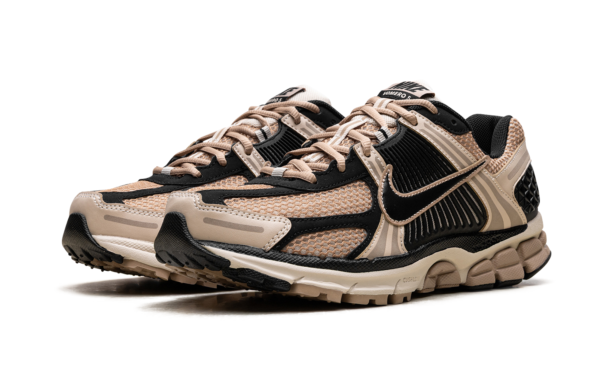 nike zoom vomero 5 sanddrift women s+FJ2028-106+diagnol left view