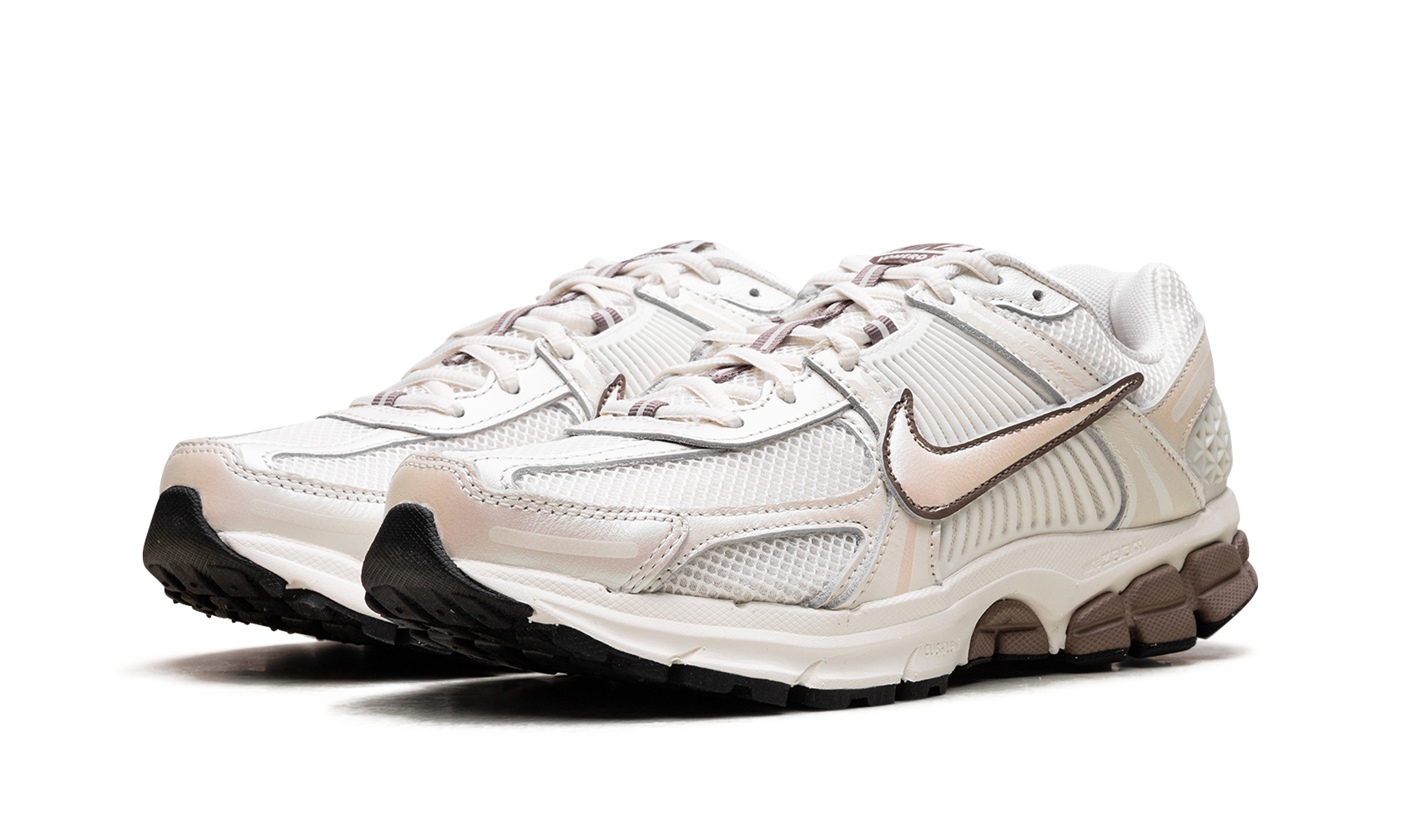 nike zoom vomero 5 sail mink brown black women s+IB8129-133+diagnol left view