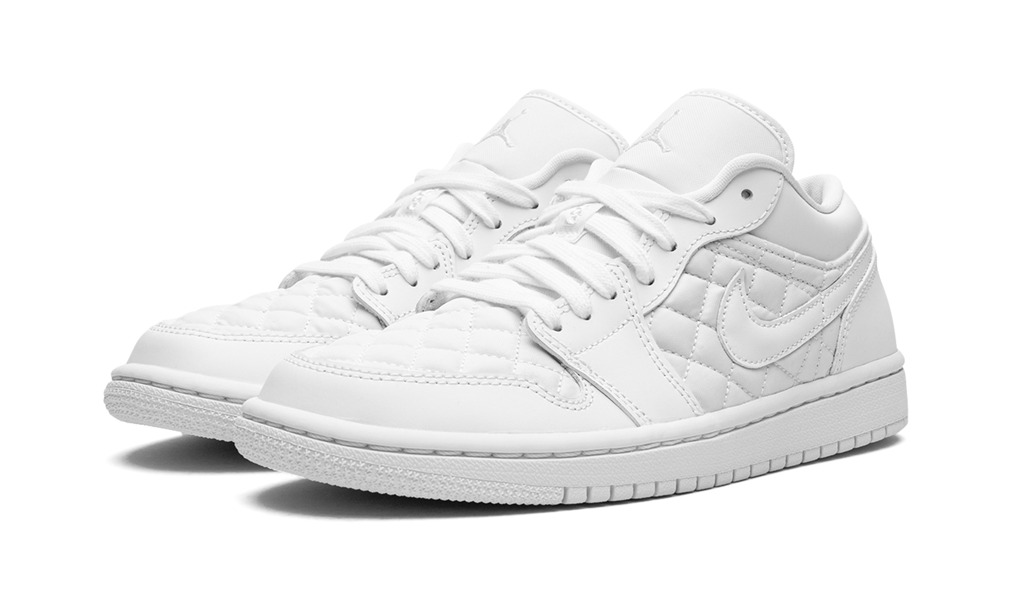 air jordan 1 low quilted white women s+DB6480-100+diagnol left view