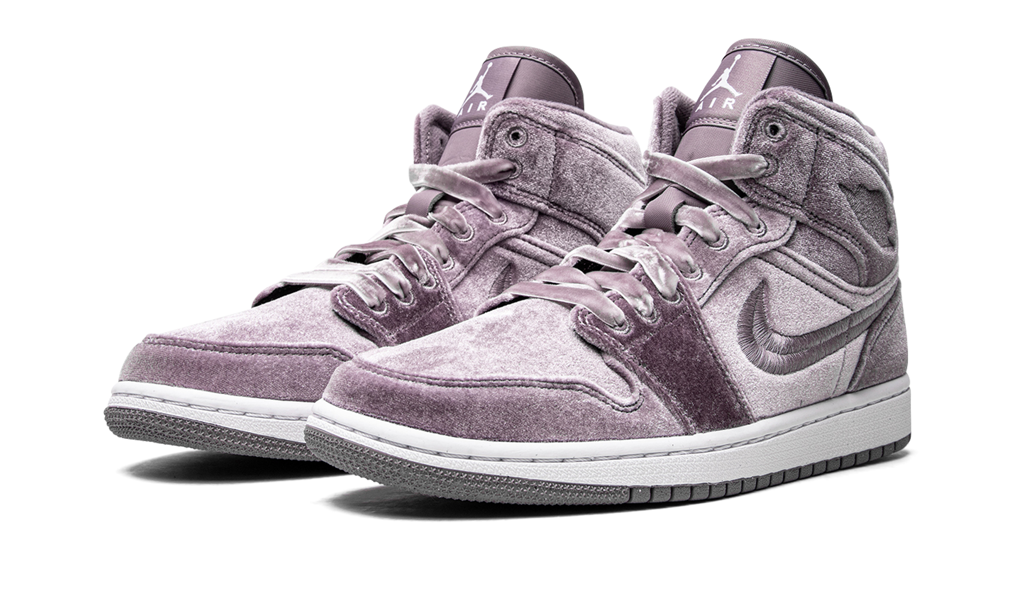 air jordan 1 mid se purple velvet women s+DQ8397-500+diagnol left view
