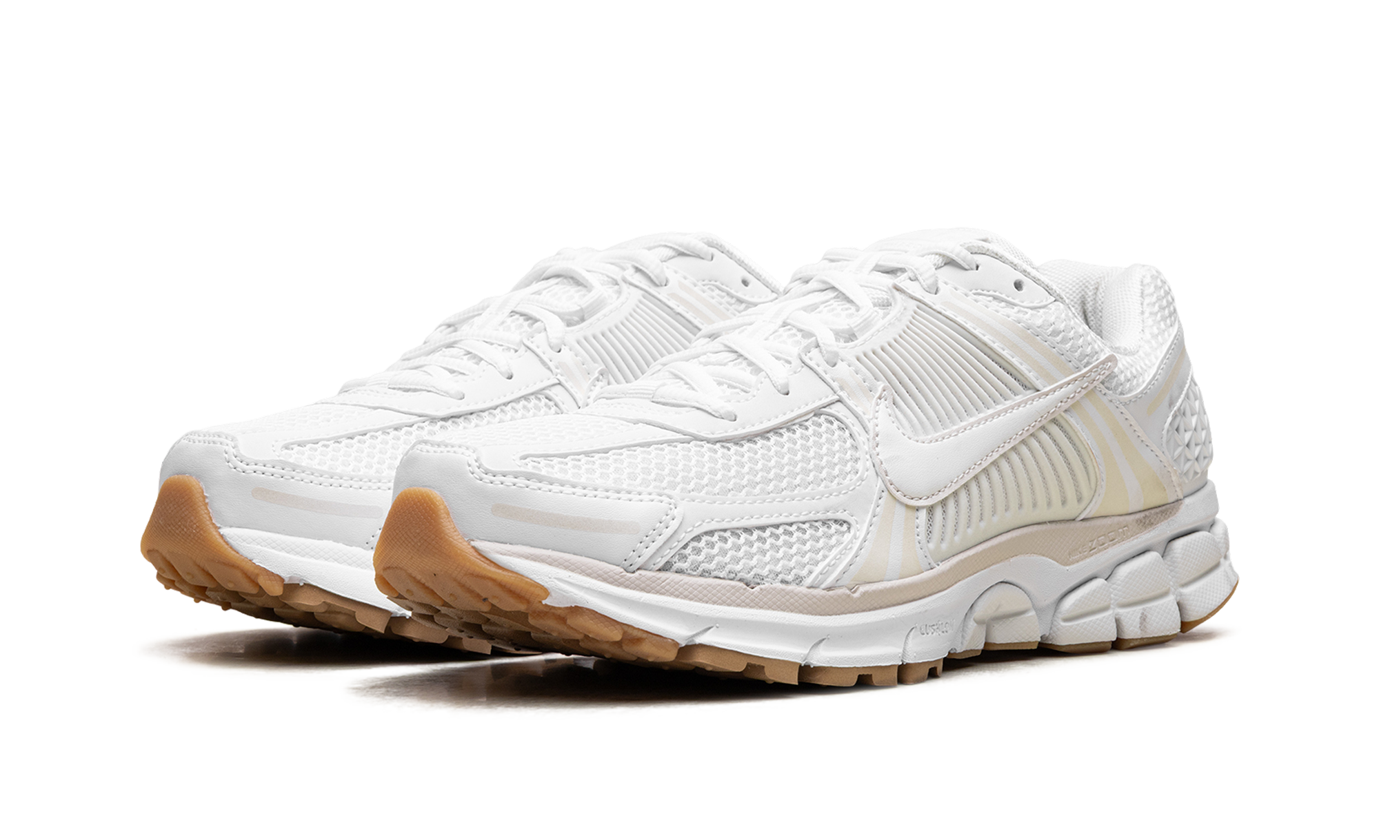 nike zoom vomero 5 white phantom summit white women s+FJ2028-104+diagnol left view