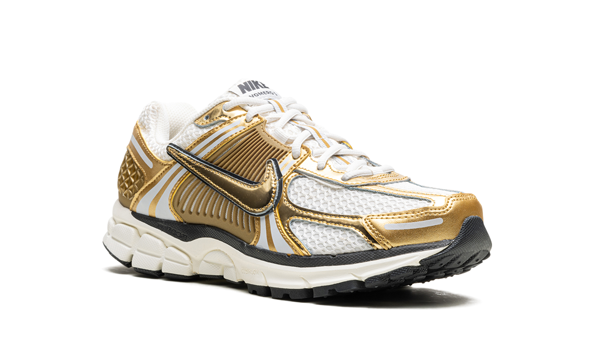 nike zoom vomero 5 metallic gold women s+HF7723-001+diagnol right view