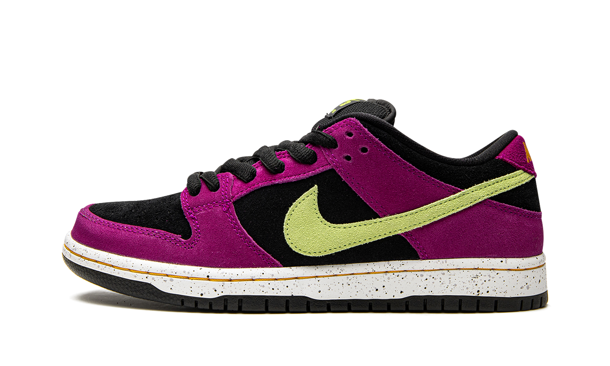 nike sb dunk low pro acg terra red plum+BQ6817-501+diagnol right view 1