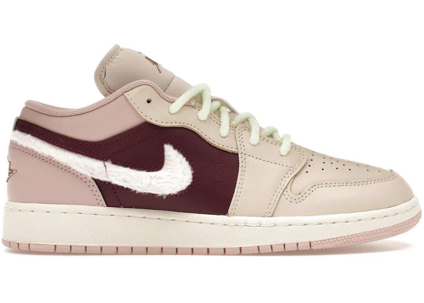 Jordan 1 Low SE Fur Swoosh (GS)