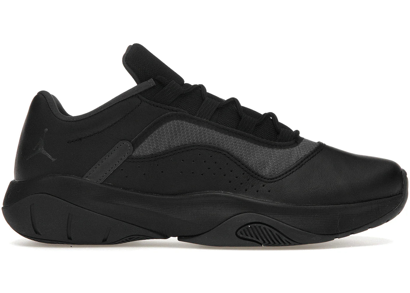 Jordan 11 CMFT Low Triple Black