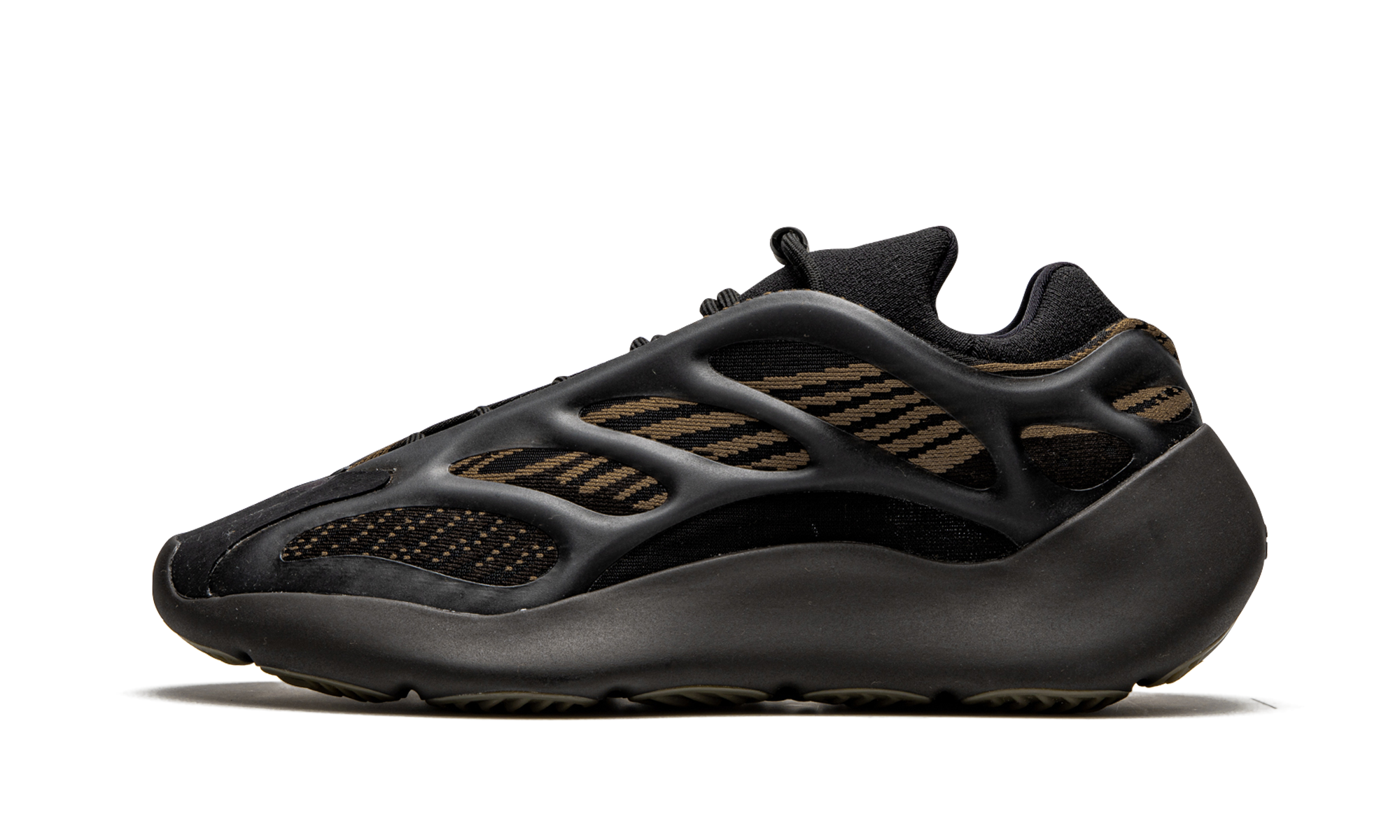 adidas yeezy 700 v3 clay brown+GY0189+diagnol right view 1