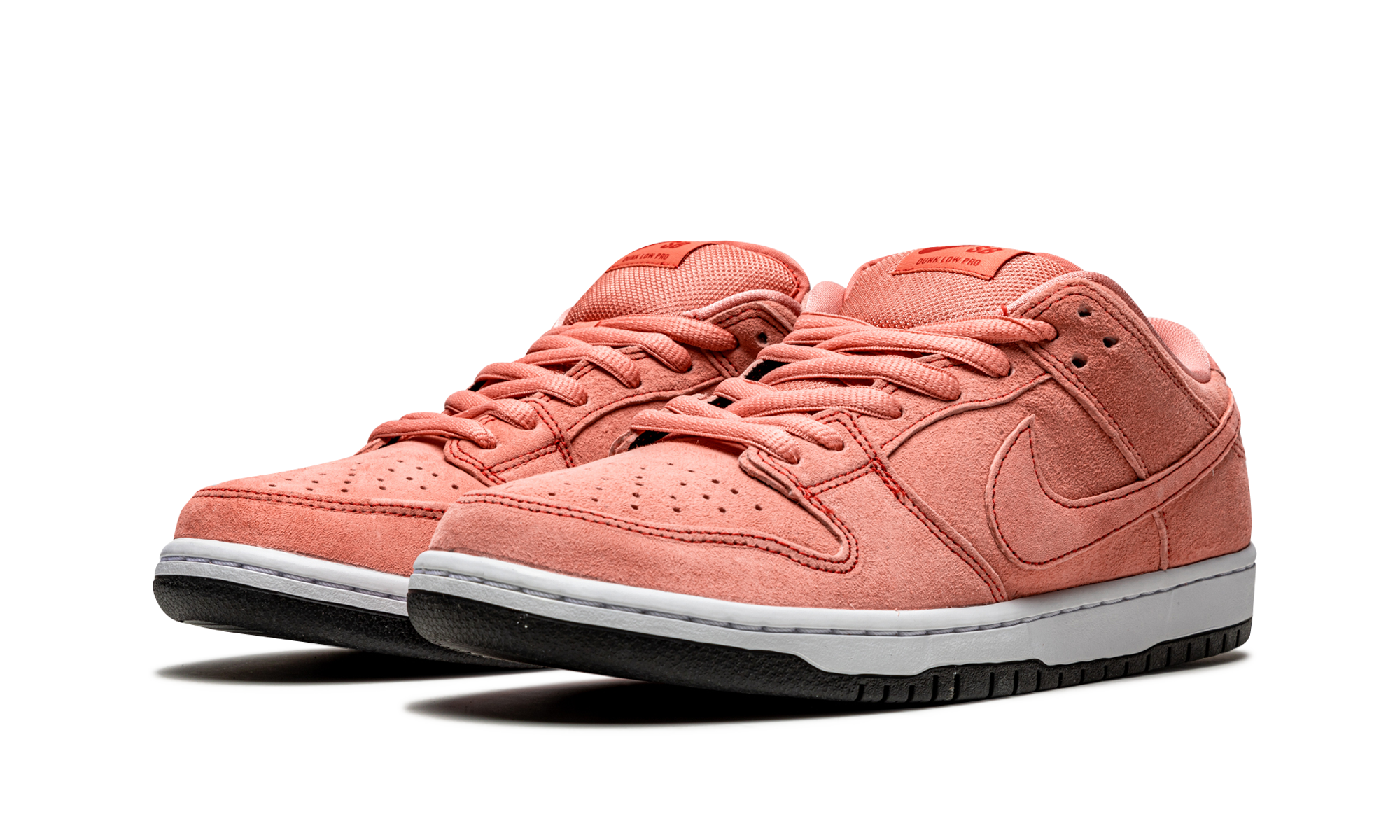 nike sb dunk low pink pig+CV1655-600+diagnol left view