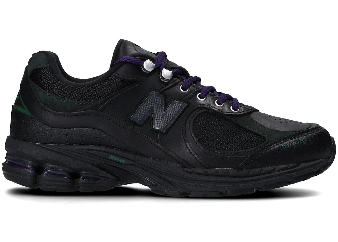 New Balance 2002R Wonderland Pack Black