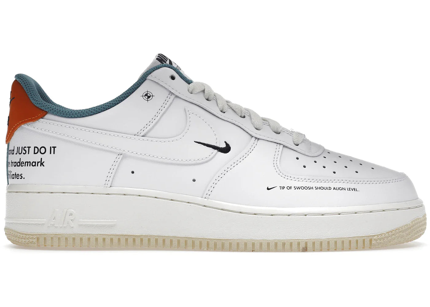 Nike Air Force 1 Low '07 LE Starfish
