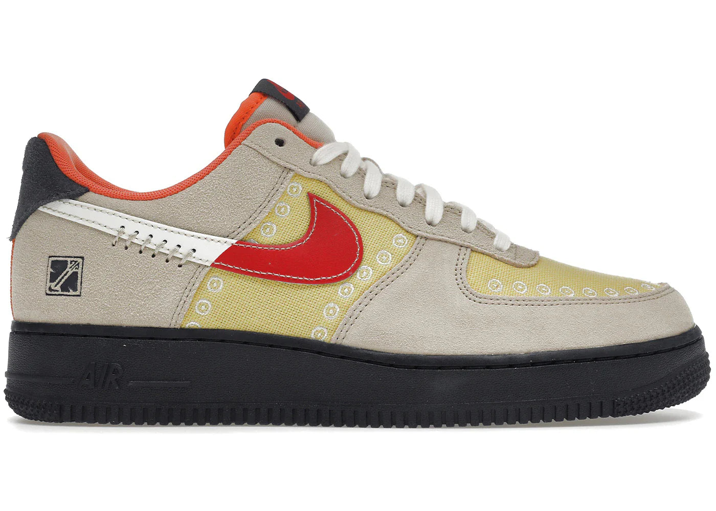Nike Air Force 1 Low '07 LX Somos Familia