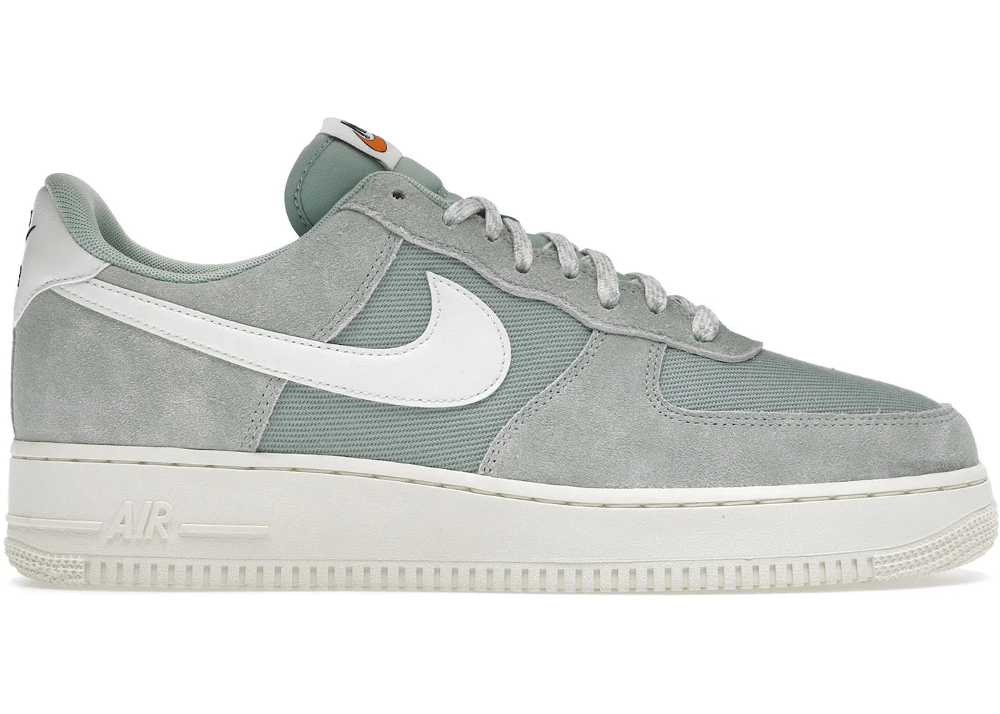 Nike Air Force 1 Low '07 LV8 Certified Fresh Enamel Green