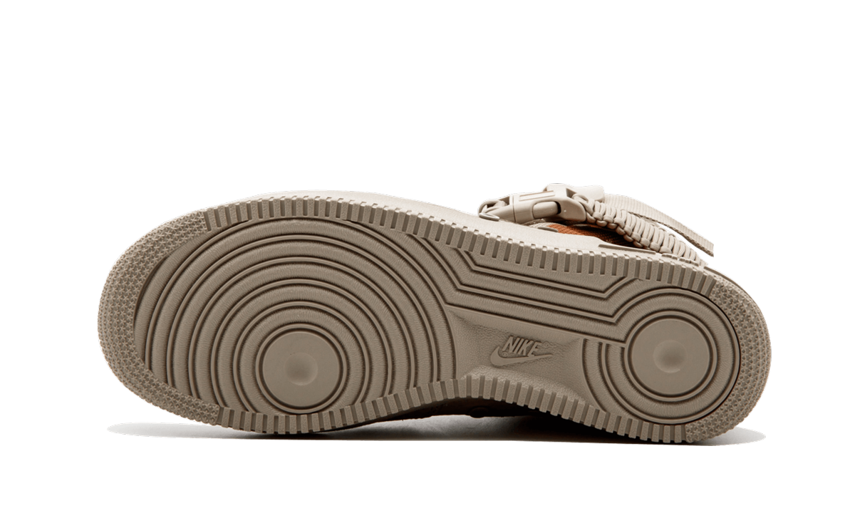 nike sf air force 1 desert camo+864024-202+bottom view