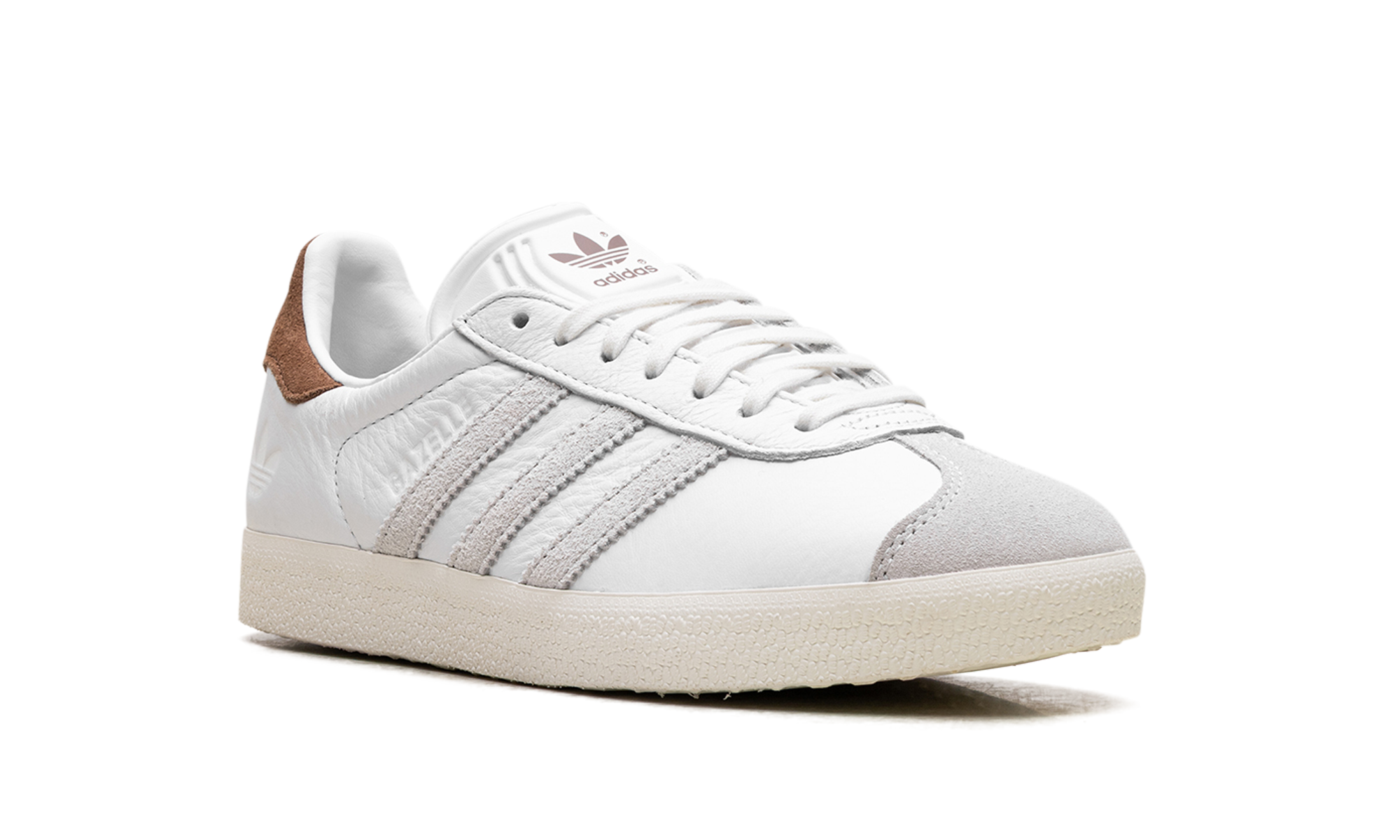 adidas gazelle shoe palace white brown+IF4600+diagnol right view