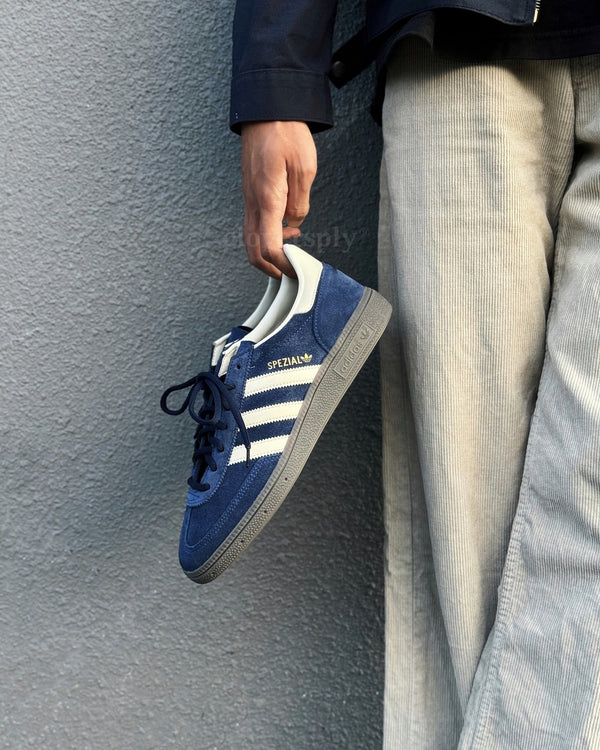 adidas Handball Spezial Night Indigo, Lifestyle View 5, SKU IF7087