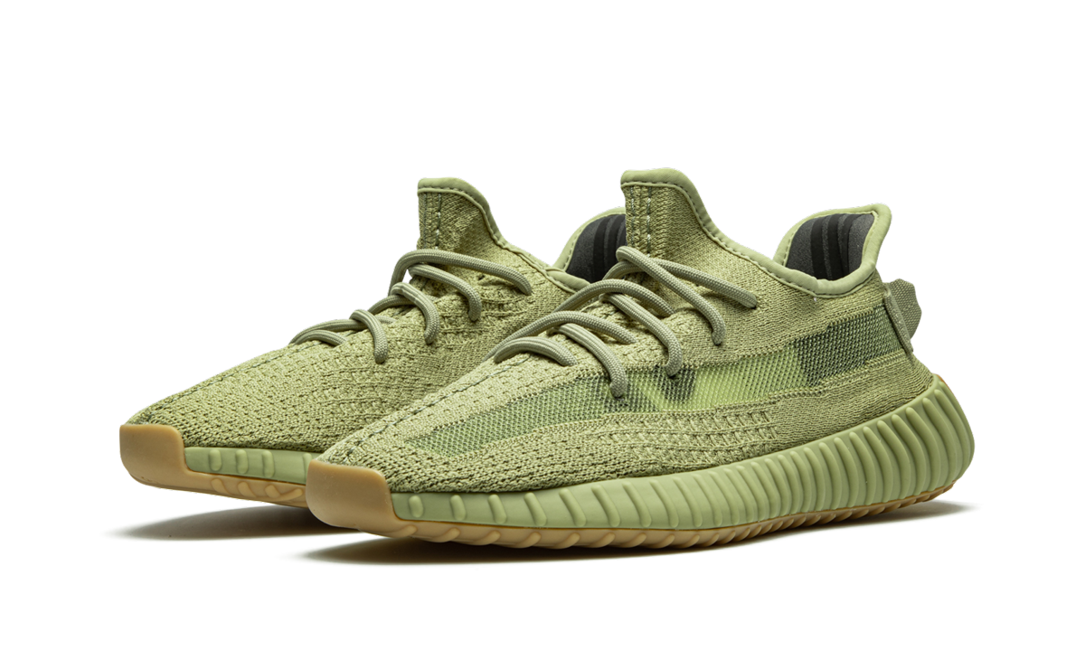 adidas yeezy boost 350 v2 sulfur+FY5346+diagnol left view