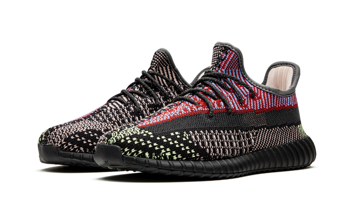 adidas yeezy boost 350 v2 yecheil kids+FX0777+diagnol left view