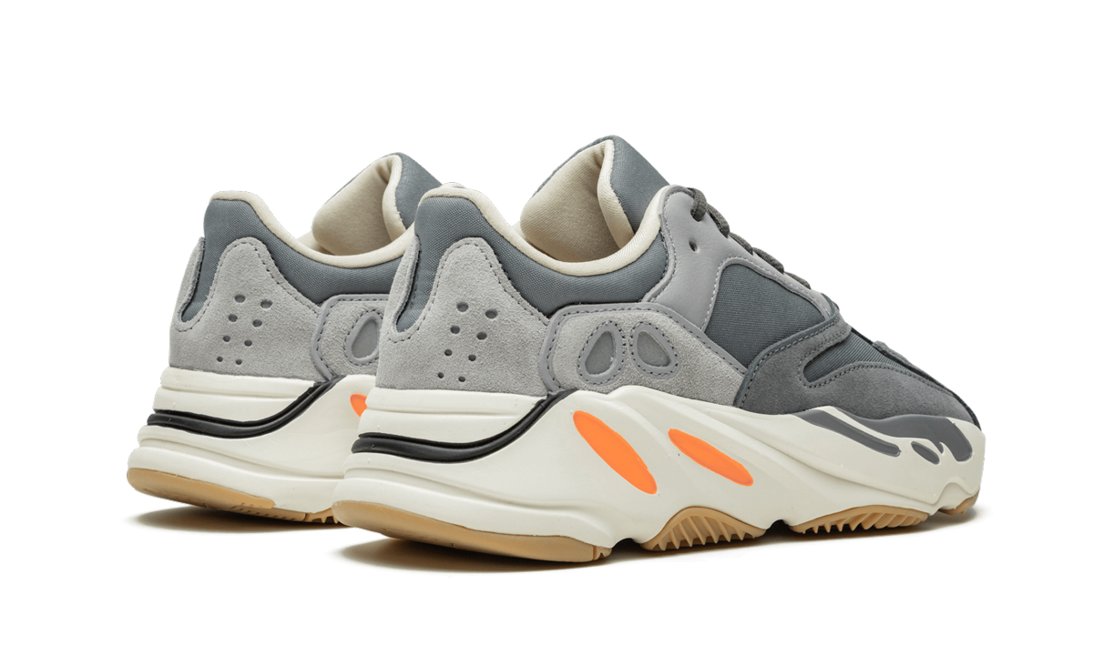 adidas yeezy boost 700 magnet+FV9922+diagnol right behind view
