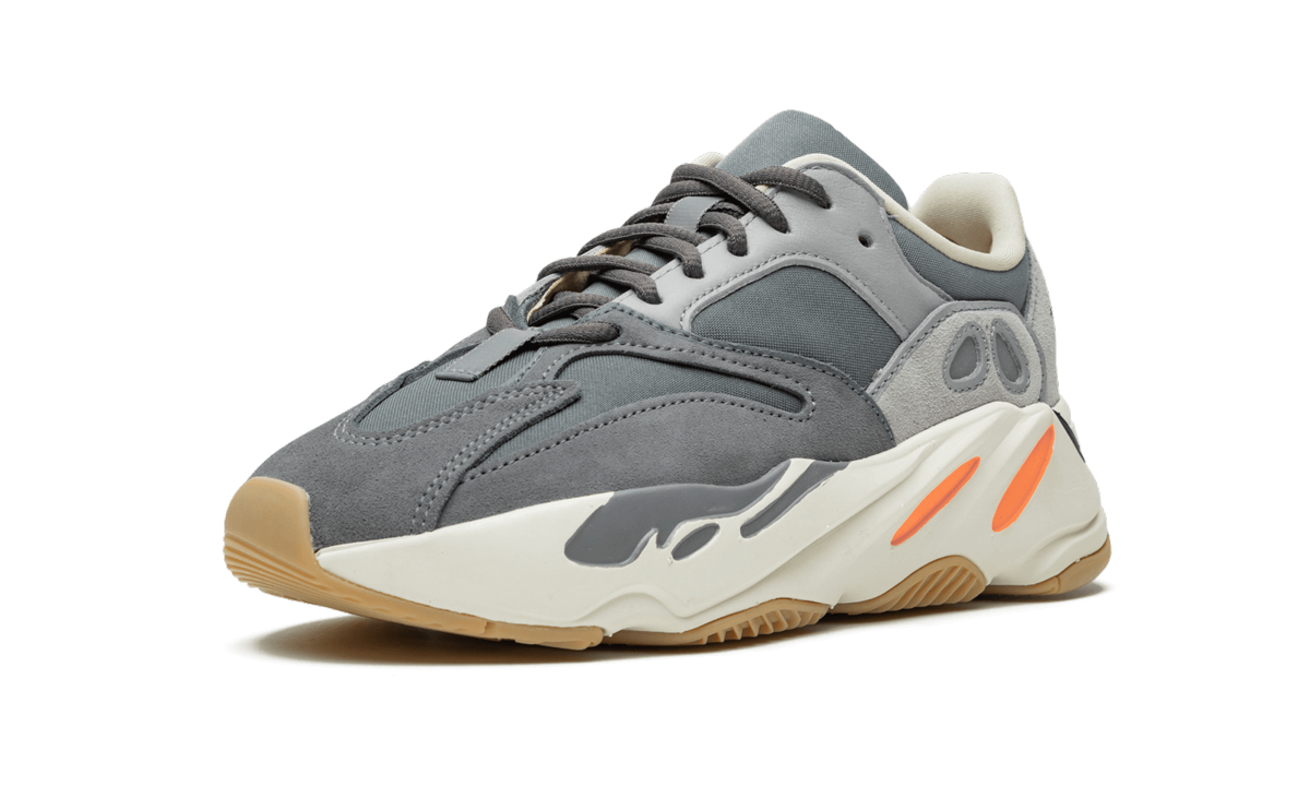 adidas yeezy boost 700 magnet+FV9922+left diagnol single view