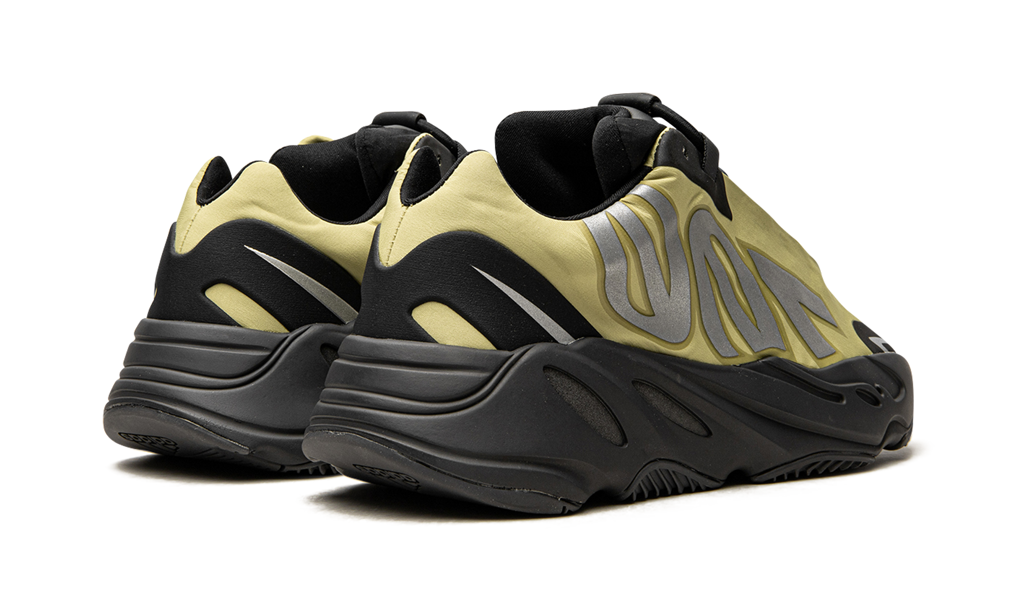 adidas yeezy boost 700 mnvn resin+GW9525+diagnol right behind view