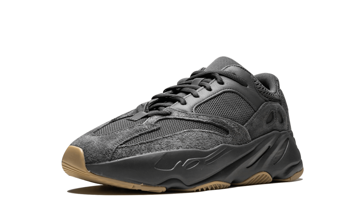 adidas yeezy boost 700 utility black+FV5304+left diagnol single view
