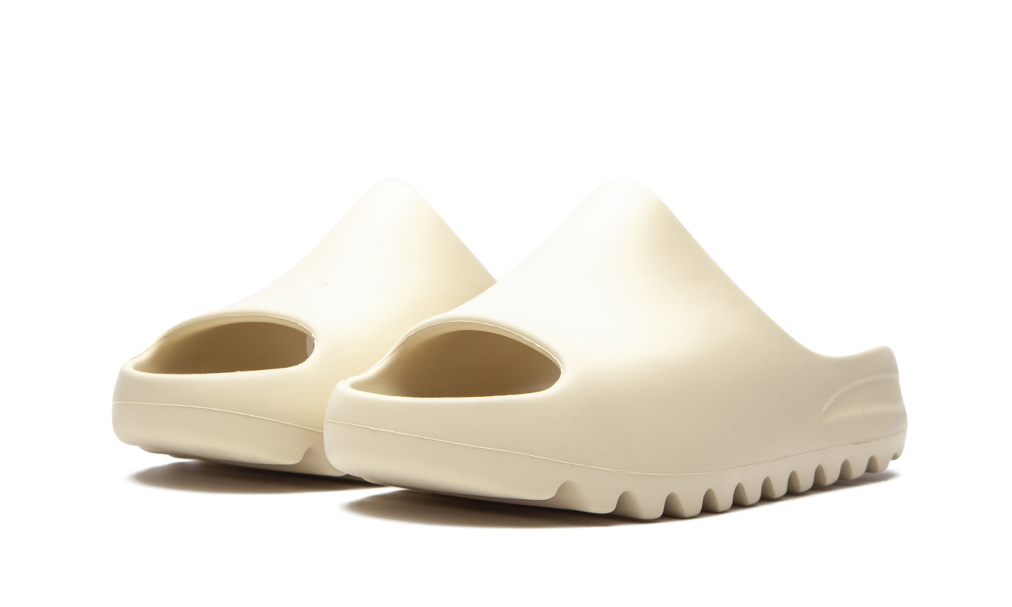 adidas yeezy slide bone kids+FW6347+diagnol left view