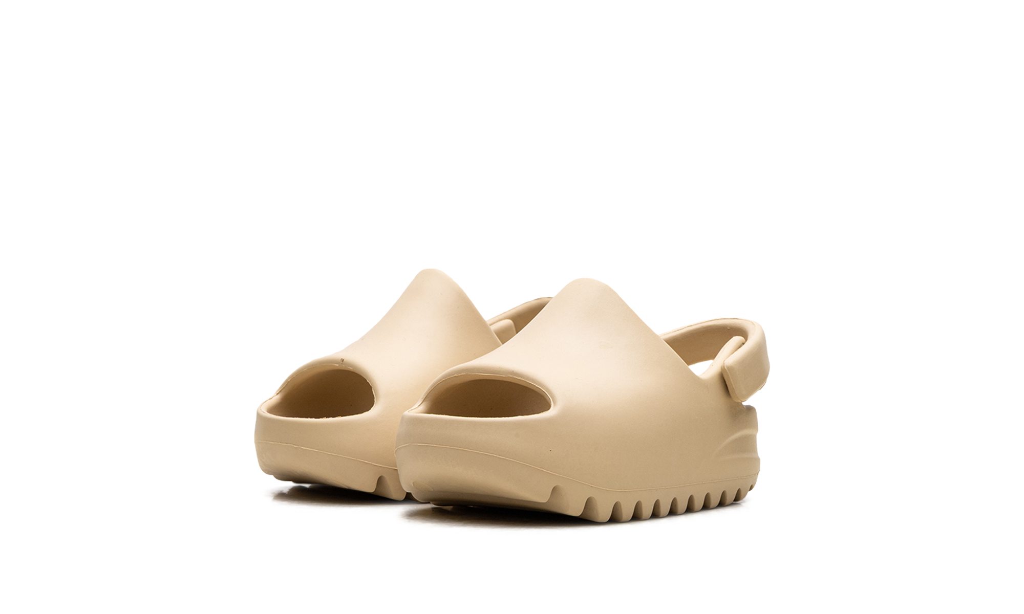 adidas yeezy slide desert sand infants+FW6348+diagnol left view