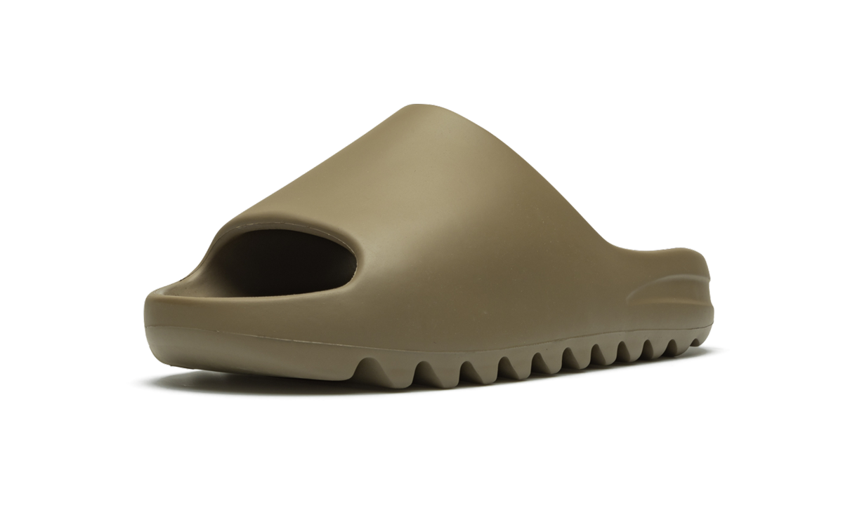 adidas yeezy slide earth brown+FV8425+left diagnol single view