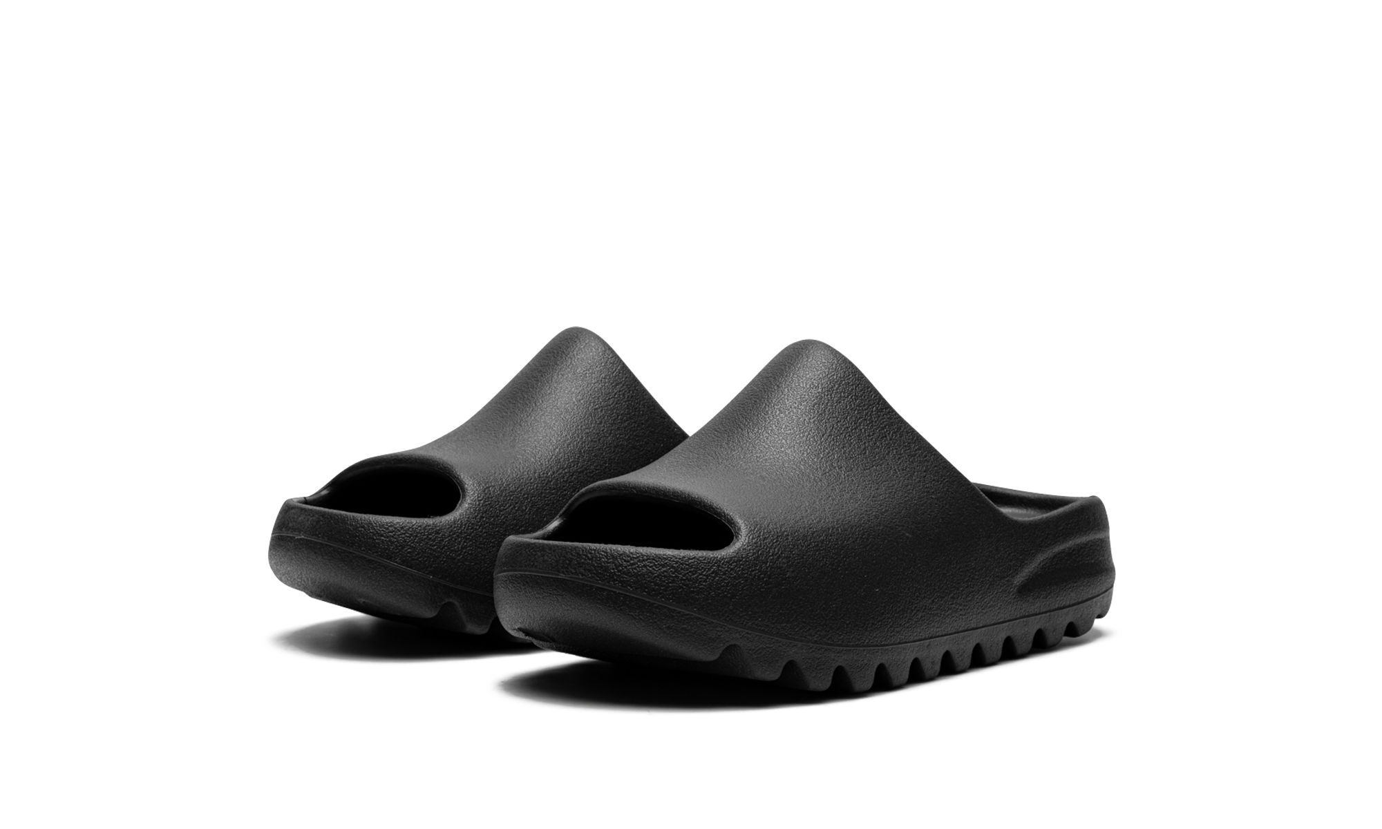 adidas yeezy slide onyx kids+HQ4115+diagnol left view