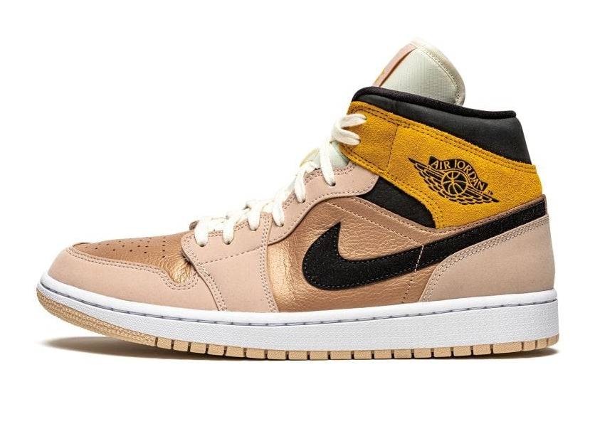 Air Jordan 1 Mid SE Particle Beige