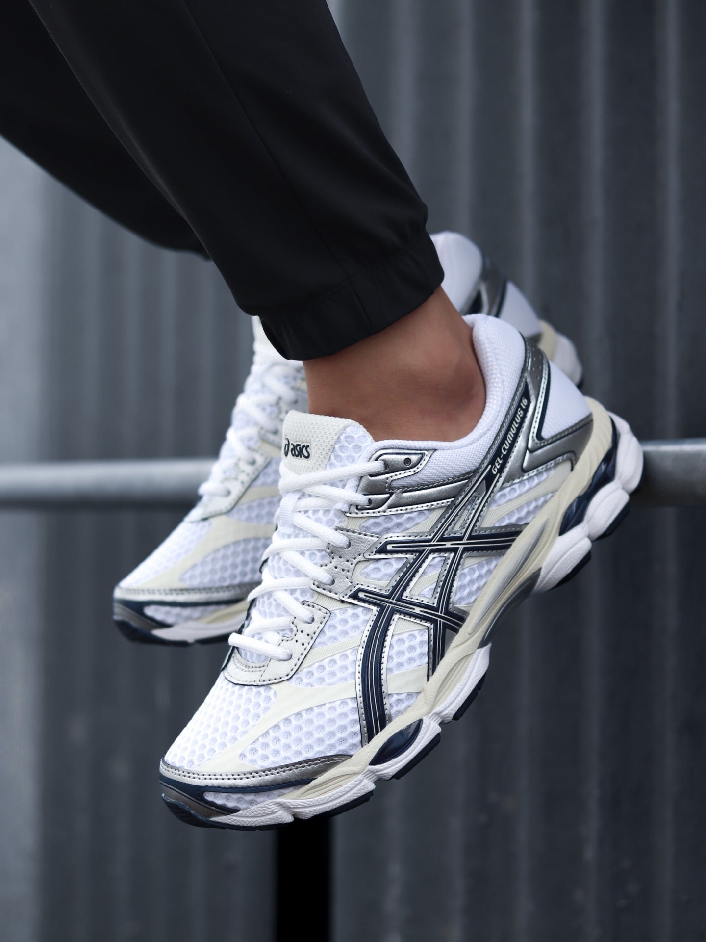 ASICS Gel-Cumulus 16 White Midnight, Lifestyle View 1, SKU 1203A733-103