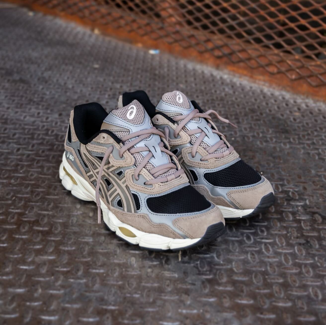ASICS Gel-NYC Black Greige, Lifestyle View 3, SKU 1203A383-005