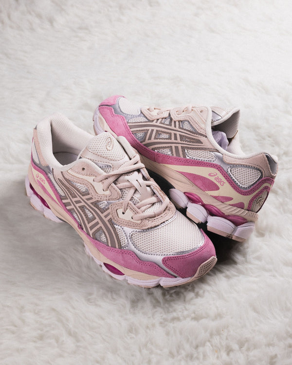 ASICS Gel-NYC Cream Mineral Beige Pink, Lifestyle View 6, SKU 1203A383-104