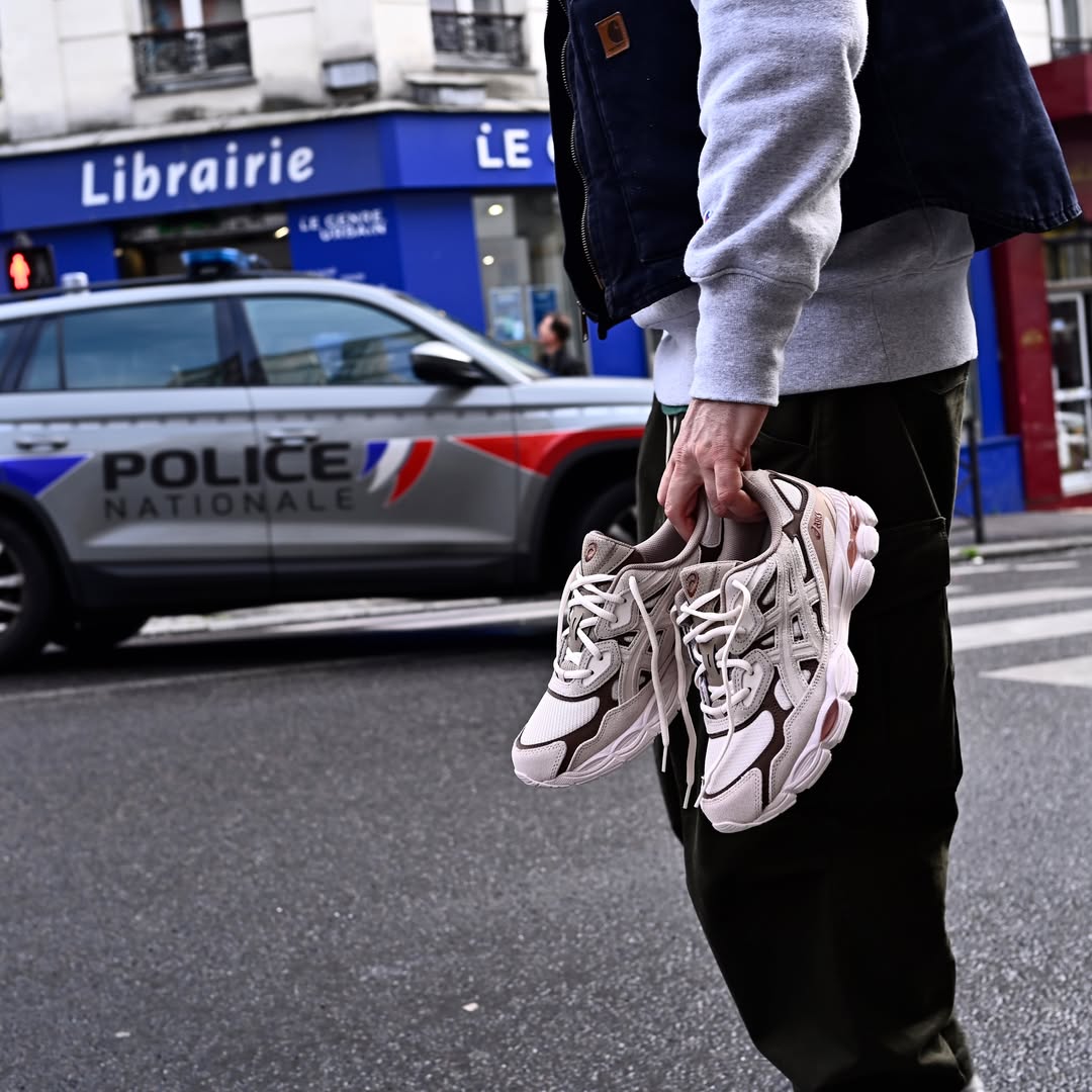 ASICS Gel-NYC Mineral Beige, Lifestyle View 2, SKU 1203A739-251