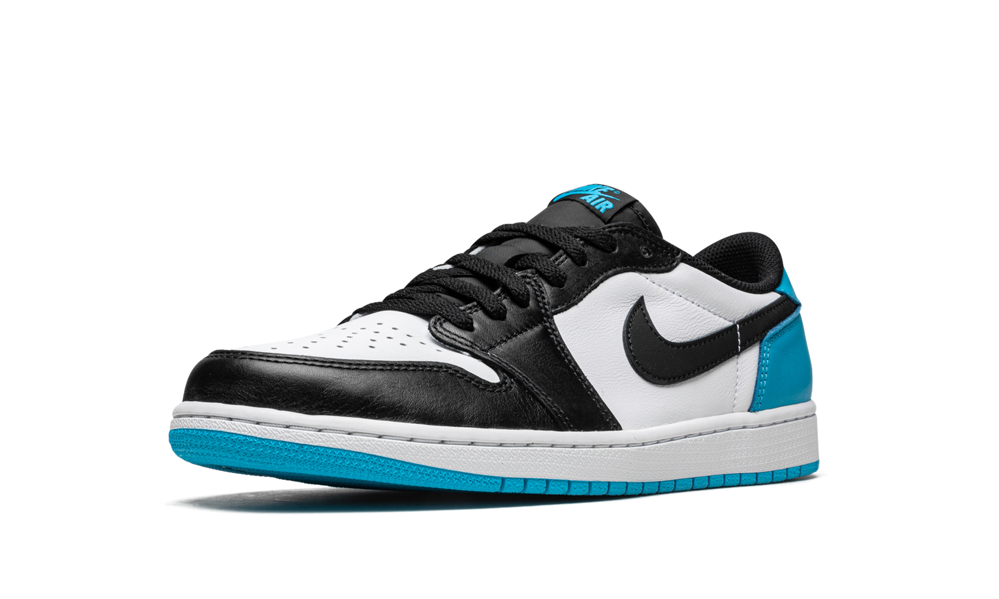 jordan 1 retro low og black dark powder blue+CZ0790-104+left diagnol single view