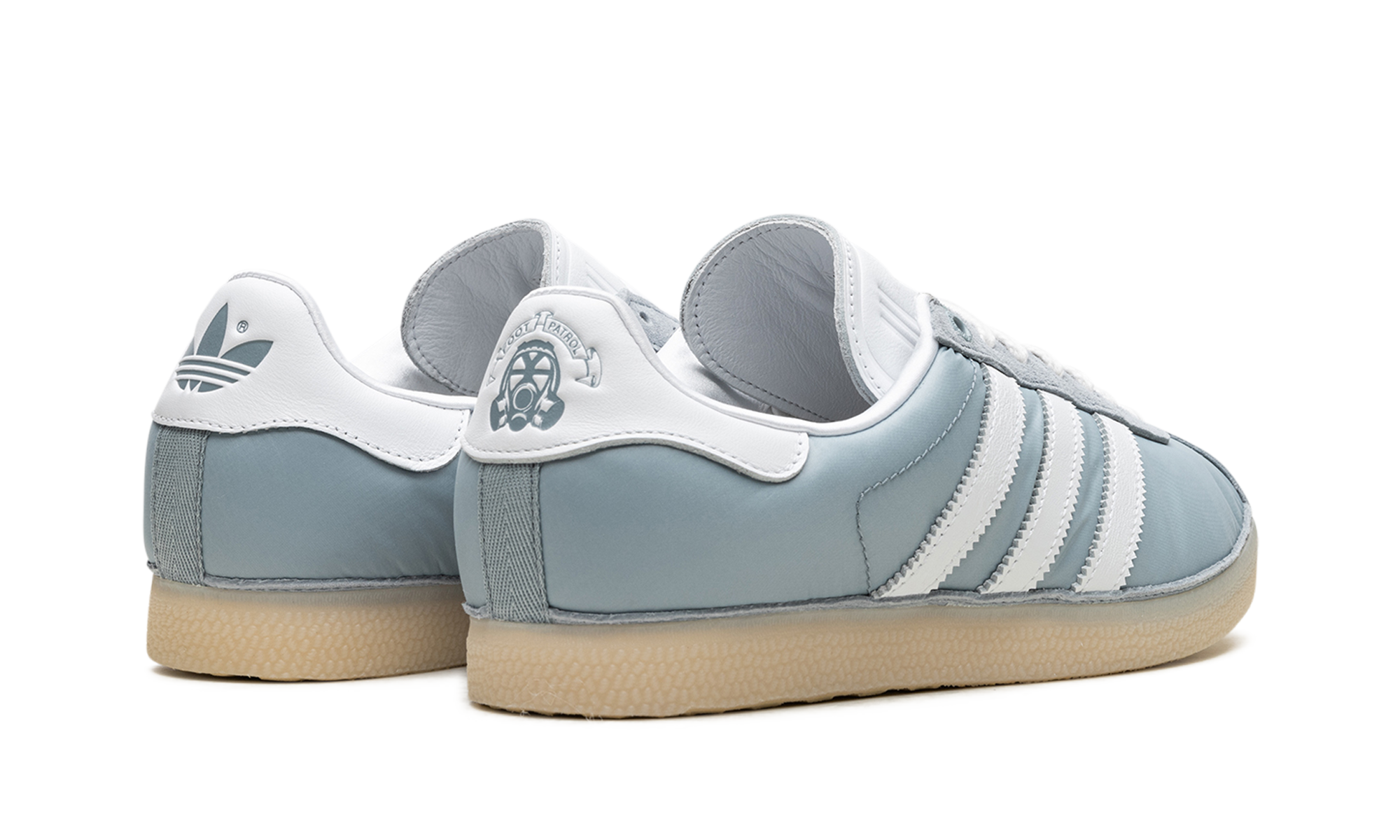 adidas gazelle 85 footpatrol light grey+IG4524+diagnol right behind view