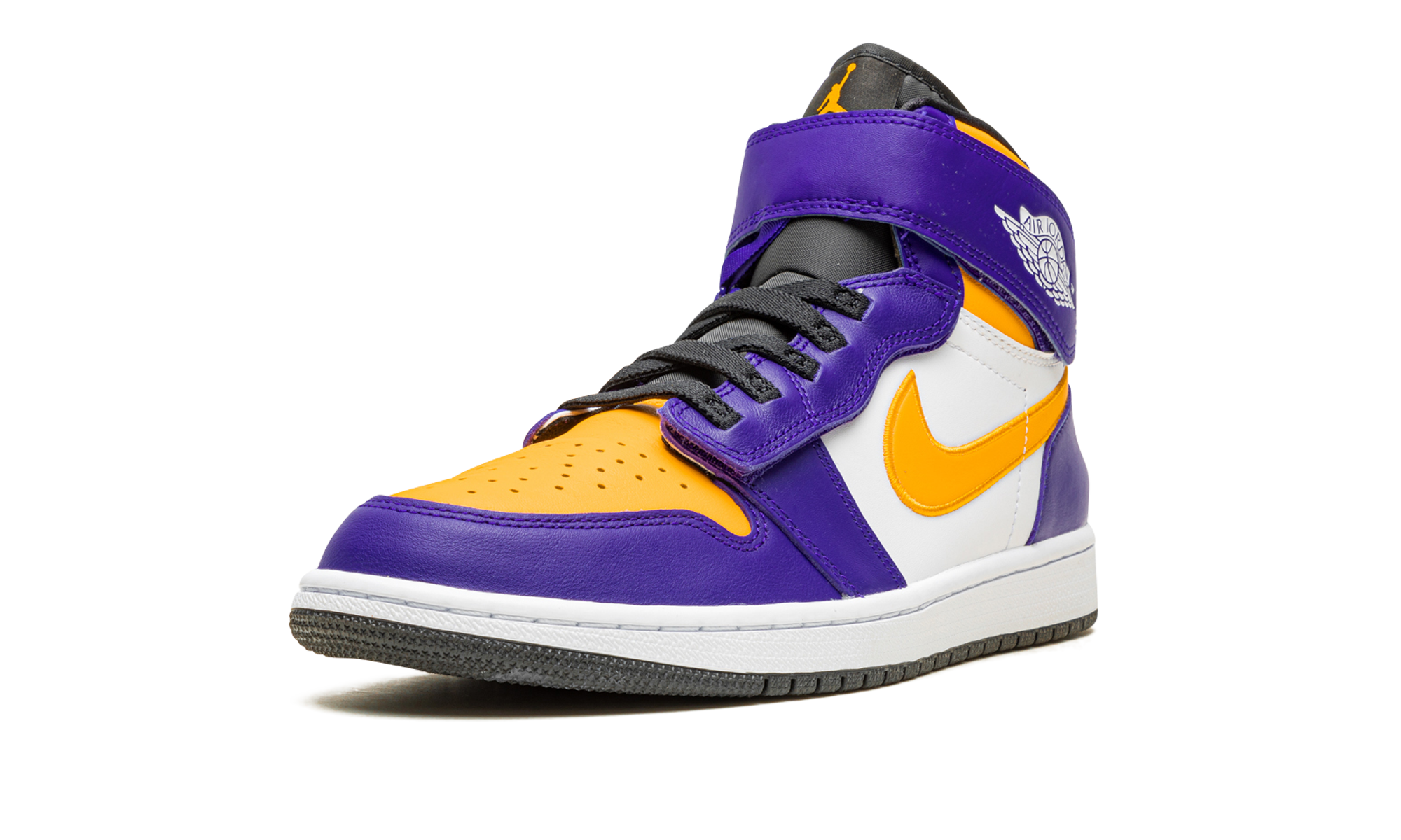 jordan 1 high flyease lakers+CQ3835-517+left diagnol single view
