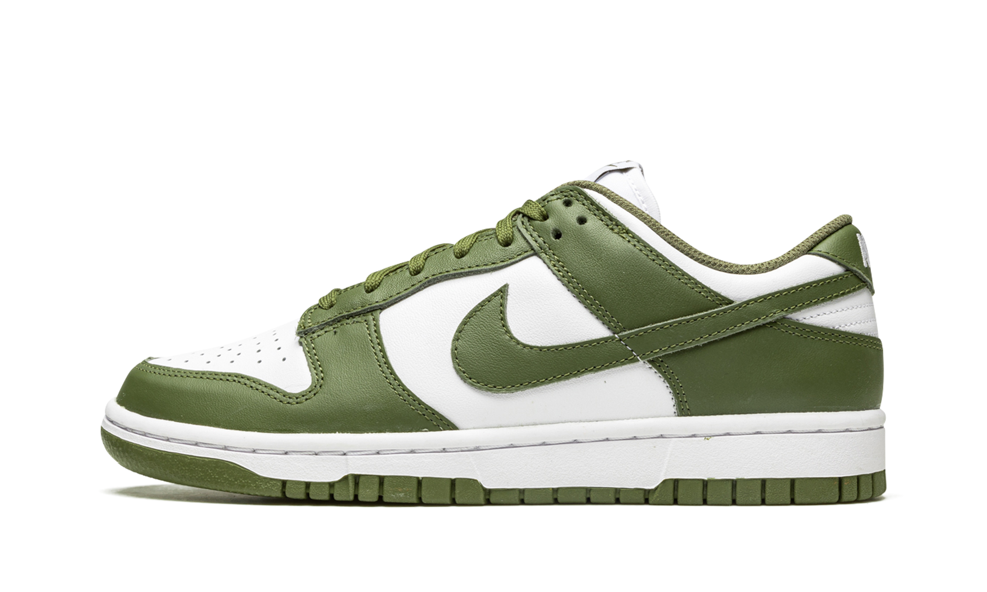 nike dunk low medium olive women s+DD1503-120+diagnol right view 1