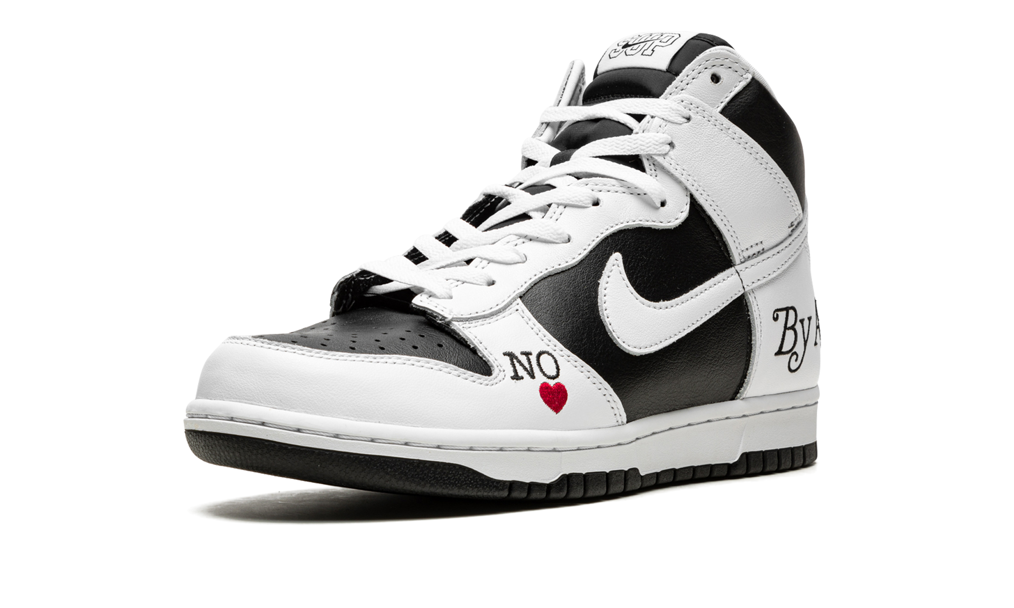 nike sb dunk high supreme by any means black+DN3741-002+left diagnol single view