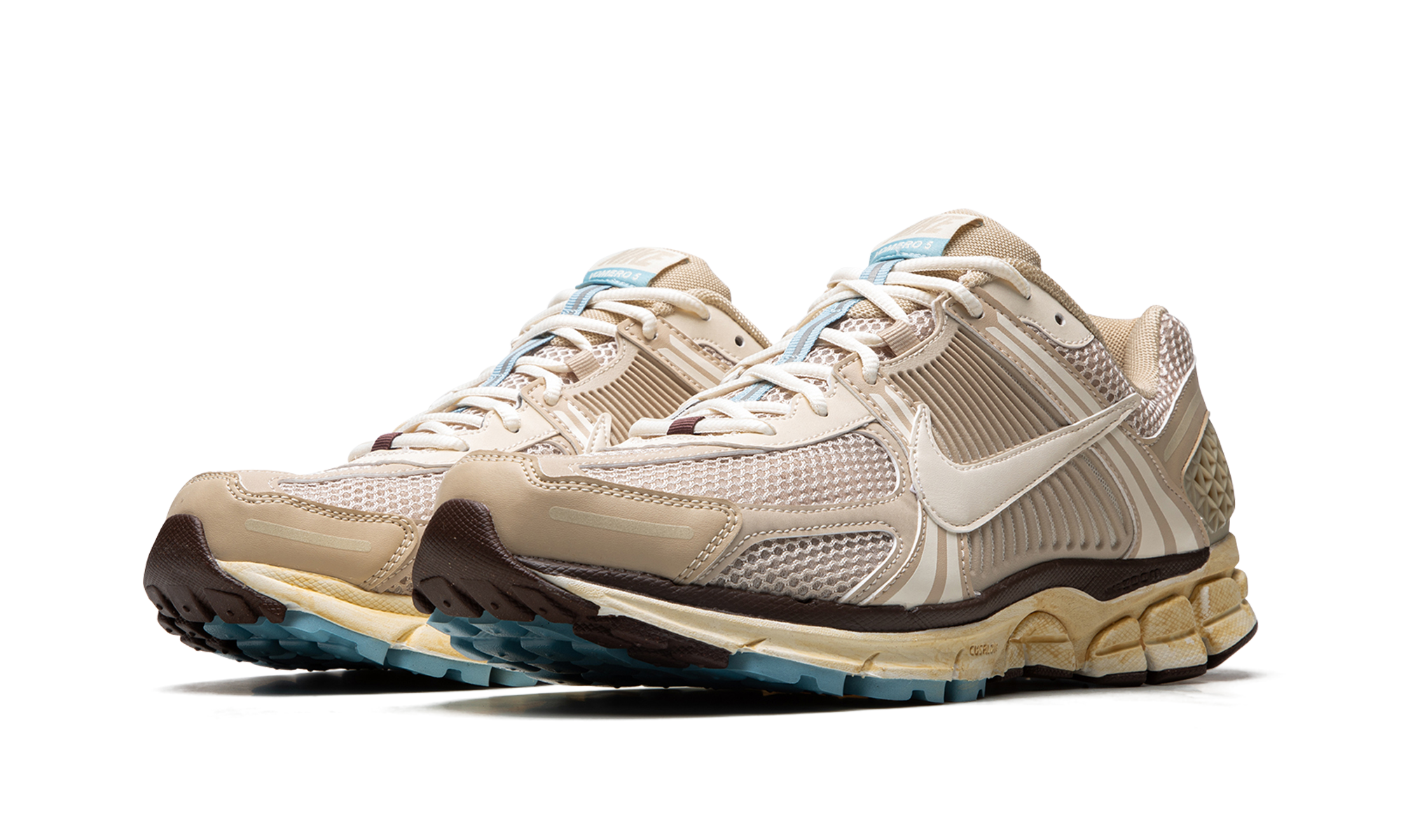 nike zoom vomero 5 oatmeal women s+FB8825-111+diagnol left view