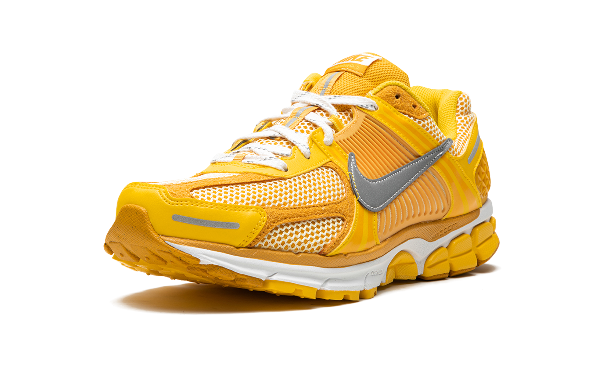 nike zoom vomero 5 yellow ochre+FJ4453-765+left diagnol single view