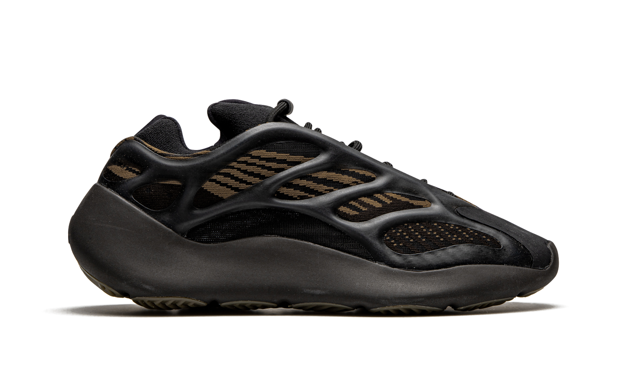 adidas yeezy 700 v3 clay brown+GY0189+right view