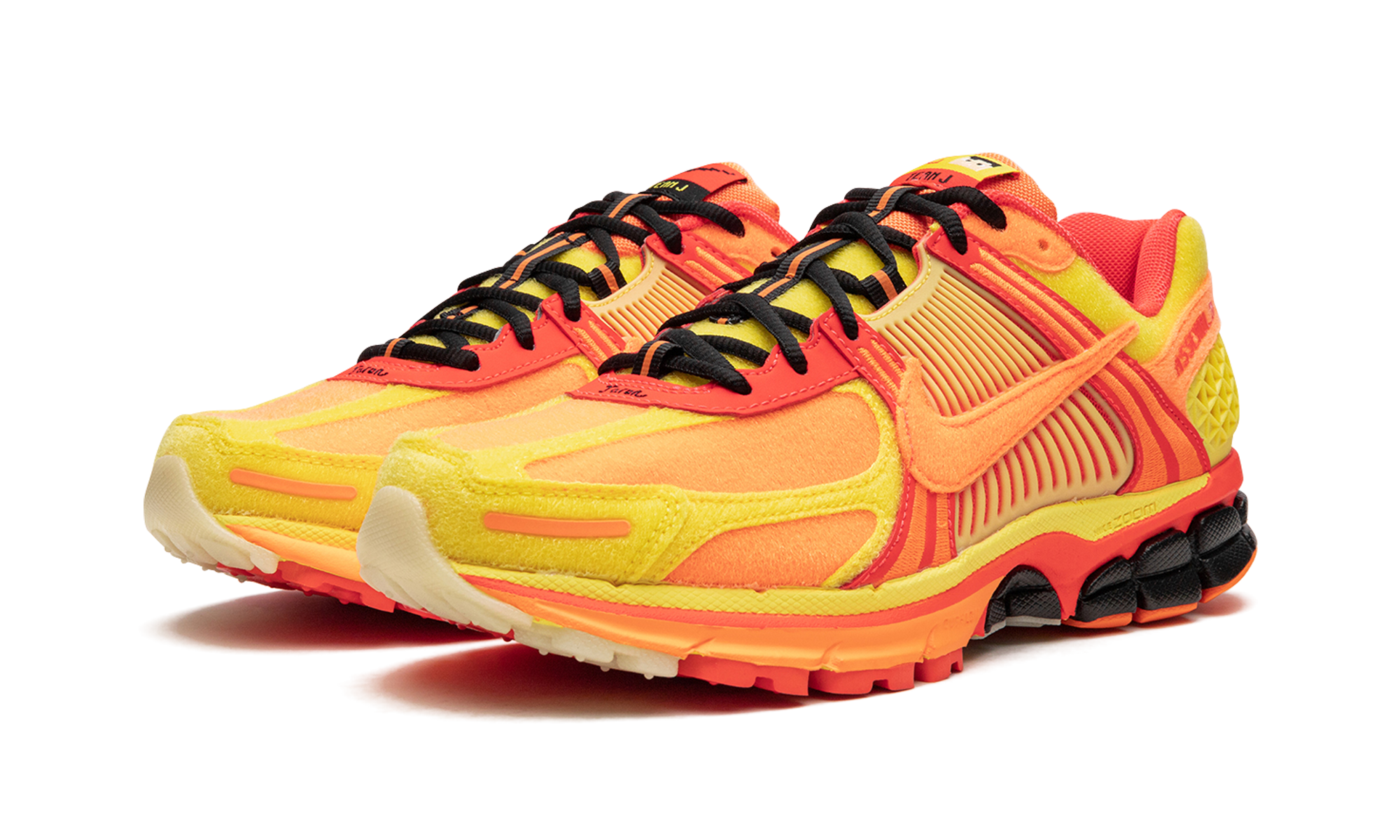 nike zoom vomero 5 doernbecher+FD9711-602+diagnol left view
