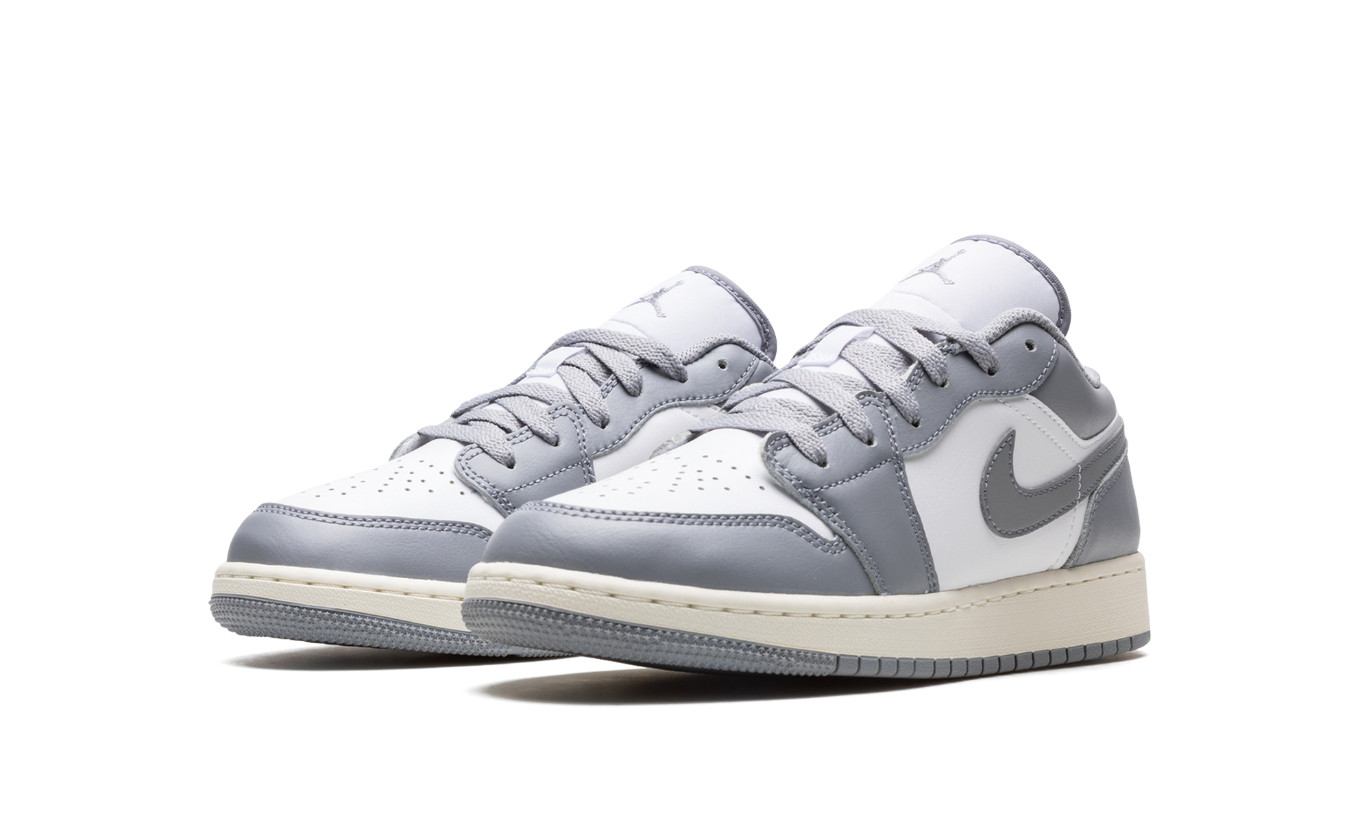 air jordan 1 low vintage grey gs+553560-053+diagnol left view